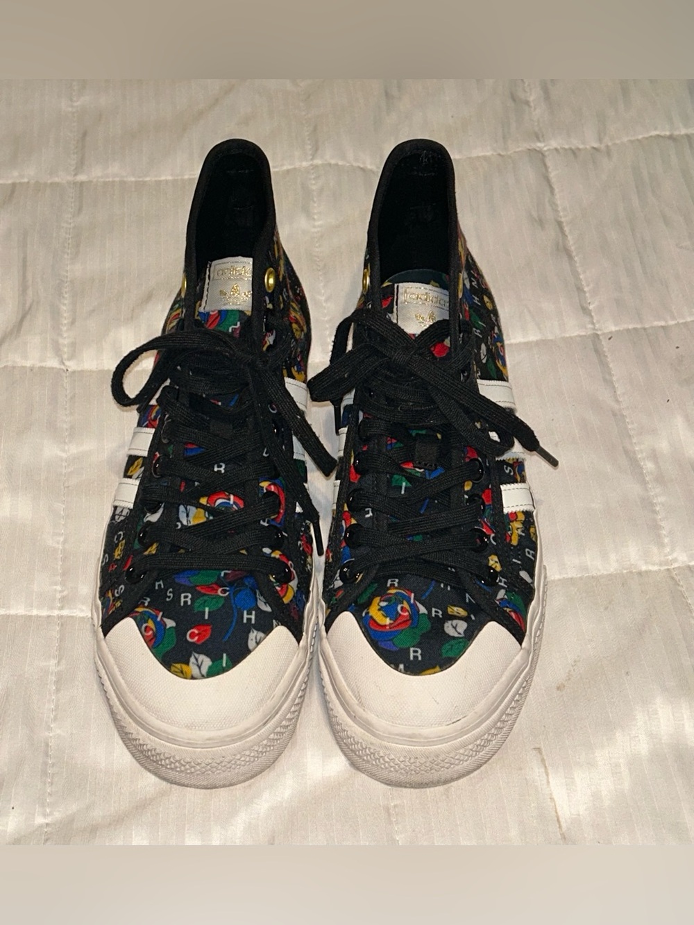 adidas Nizza Platform Mid Sneaker Pop-Art Roses Shoes Women 10.5 Men 9.5 - Picture 3 of 7